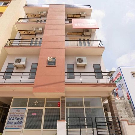 Flagship Hotel Shelton Suites Yelahanka Esterno foto