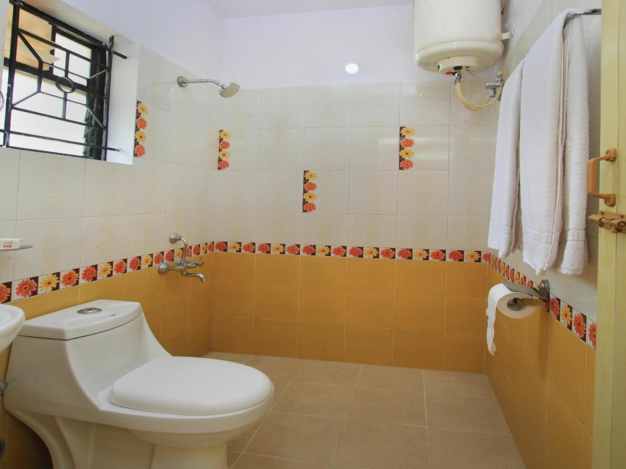 Flagship Hotel Shelton Suites Yelahanka Esterno foto